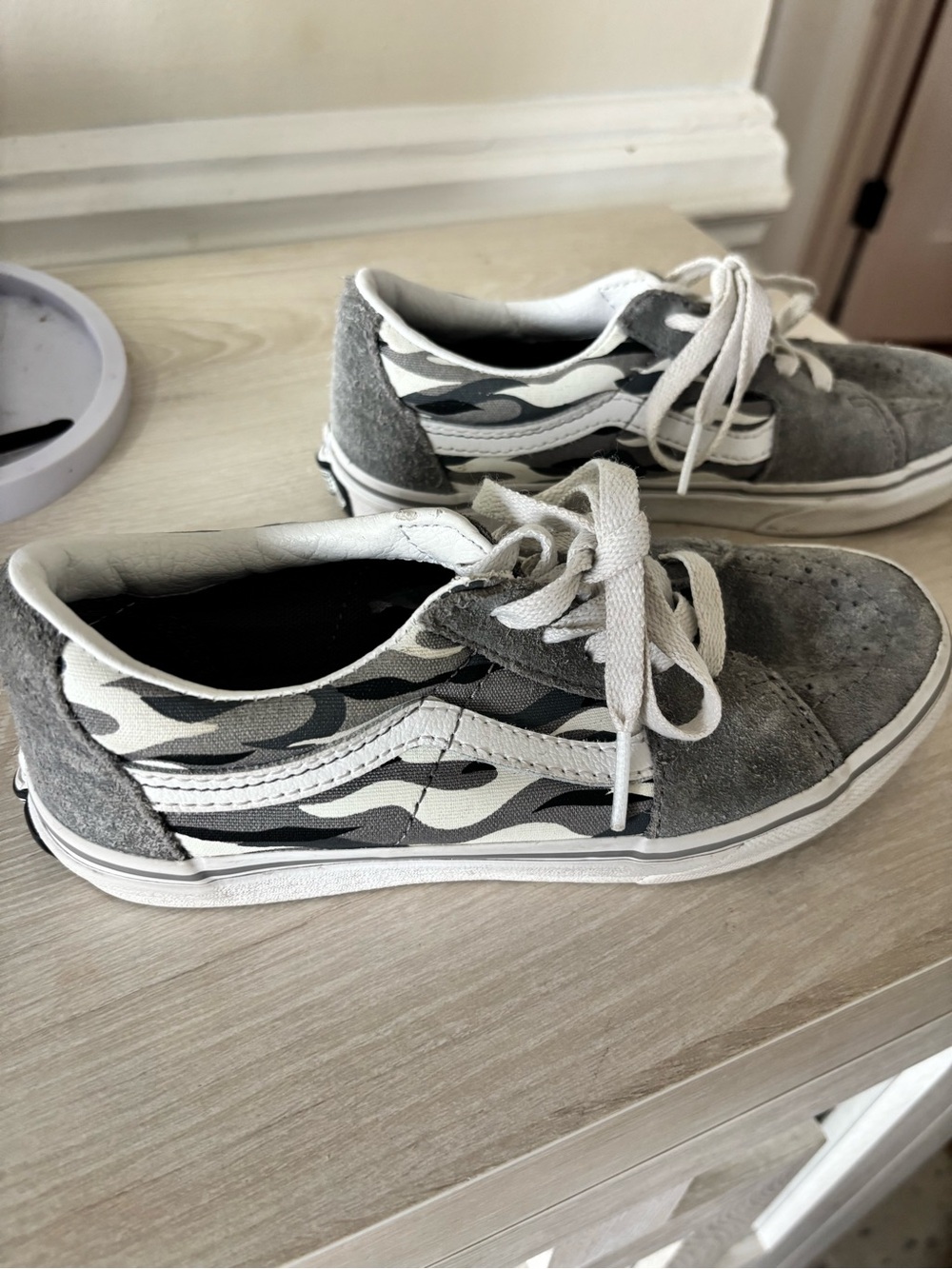 Vans Kids Grey Flames Low-Top Sneakers